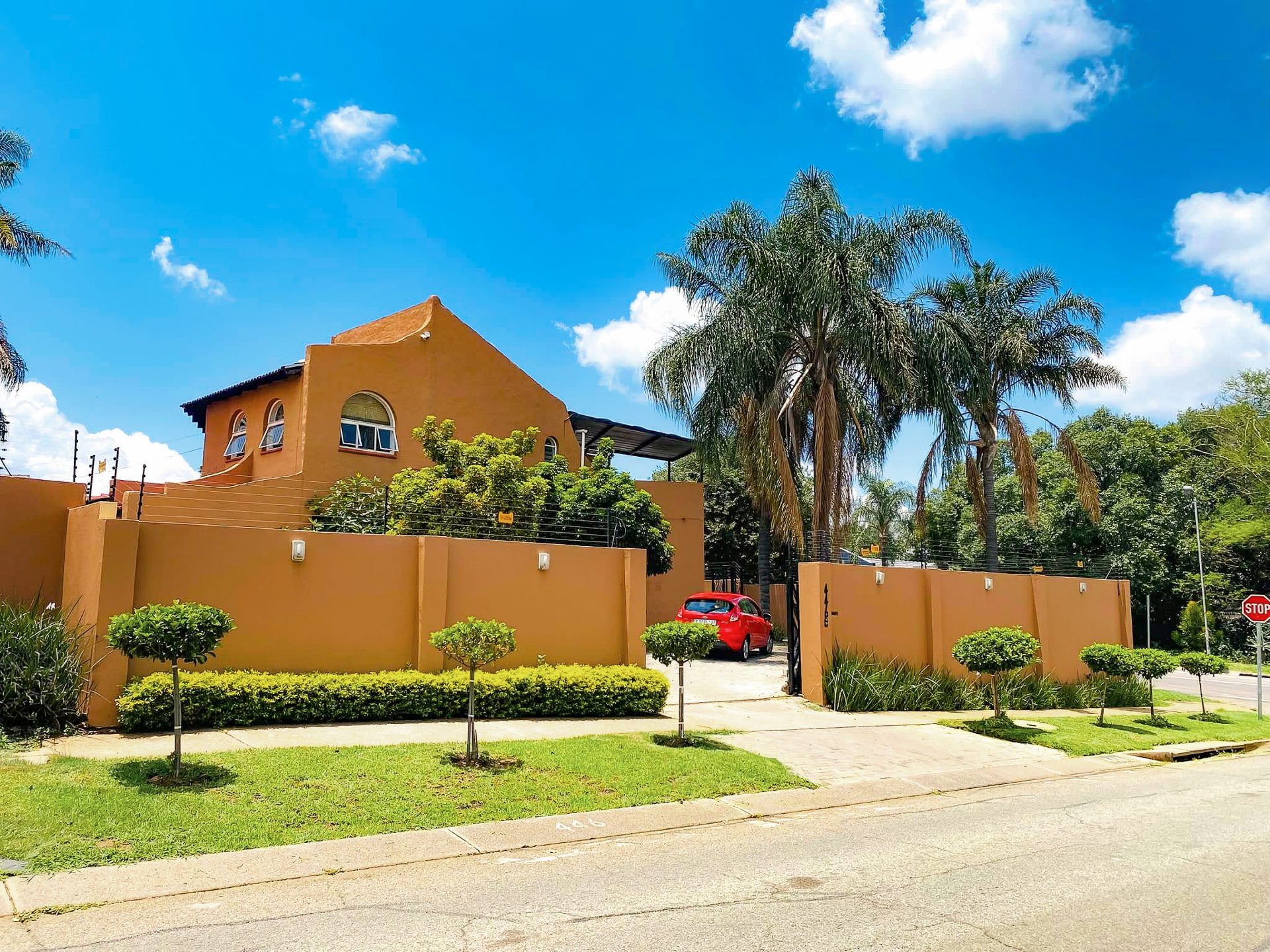 Exterior view of Living in Principle halfway house and sober living in Pretoria.
